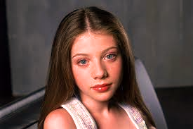 Hollywood Mourns the Loss of Michelle Trachtenberg at 39