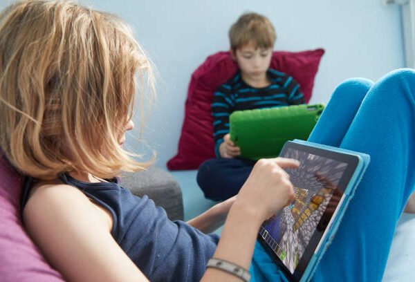 Why Kids Can’t Stop Playing Minecraft: The Psychology&hellip;
