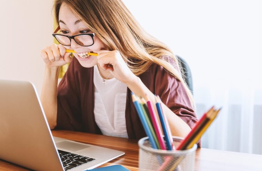 Teens Say Life Without Internet Is Better