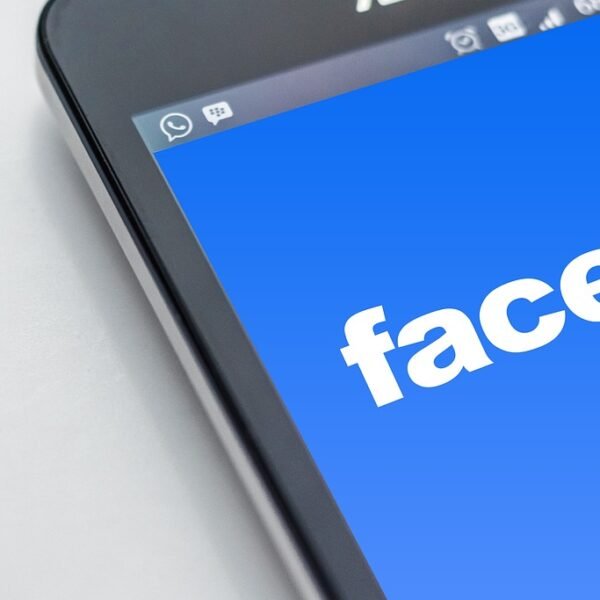 Facebook Turns All Videos Into Reels