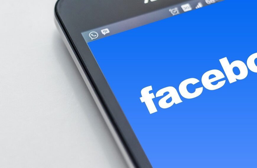 Facebook Turns All Videos Into Reels