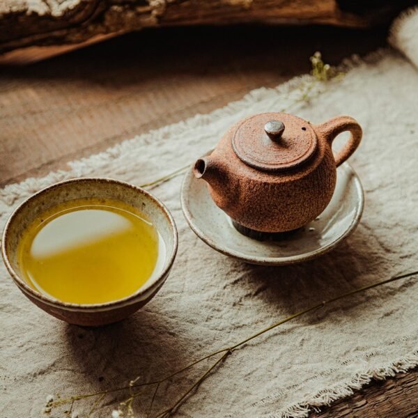 Control Sugar Levels Naturally with Guava Leaf Tea