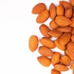 Stop Peeling Soaked Almonds – Here’s Why You Should Eat Them With Skin
