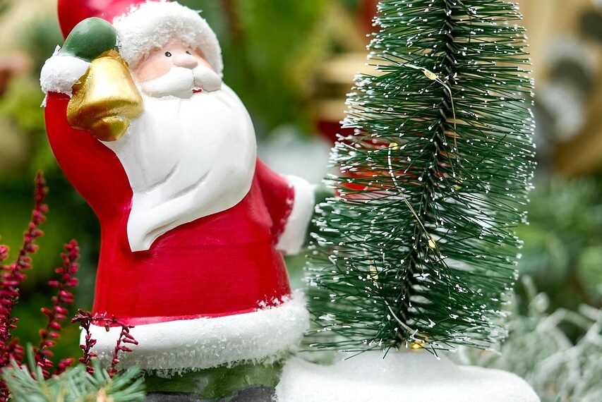 Why Aussies Celebrate Christmas Twice