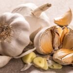 What Happens When You Eat Raw Garlic on Empty Stomach
