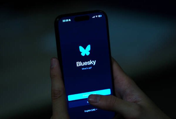 Bluesky Brings Private Bookmarks
