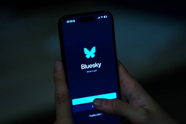 Bluesky Brings Private Bookmarks