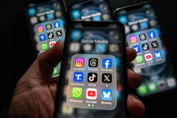 Australia Bans Kids on Social Media from December