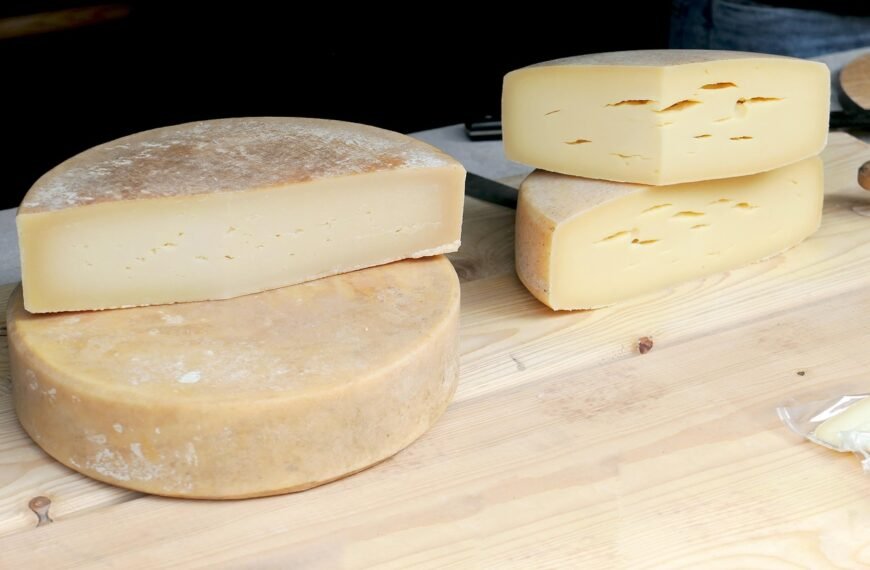 Is Your Cheese Hiding Plastic? What New Research Reveals