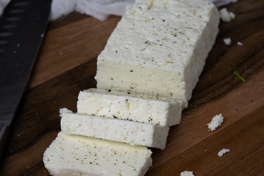 Is Your Paneer Real or Fake? The Truth About Packaged and Local Paneer