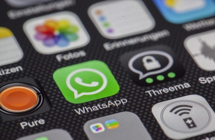 WhatsApp’s New ‘@All’ Feature Lets…