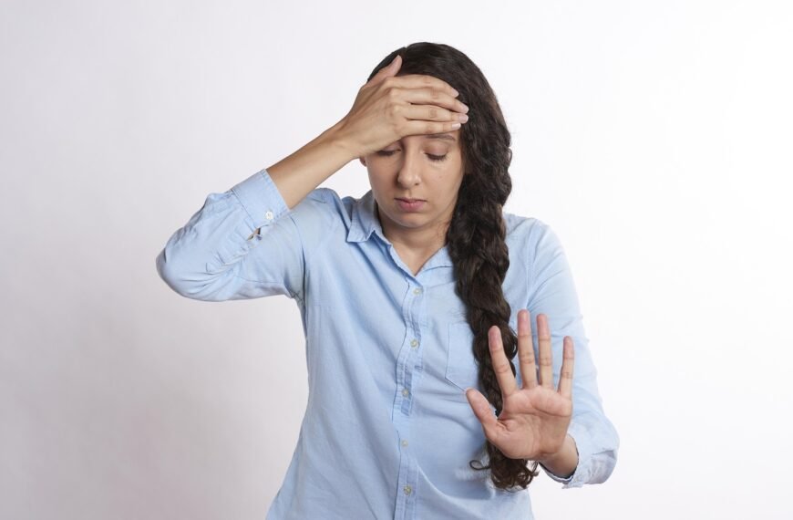 Stop Migraines Before They Start: 5 Simple Daily Habits