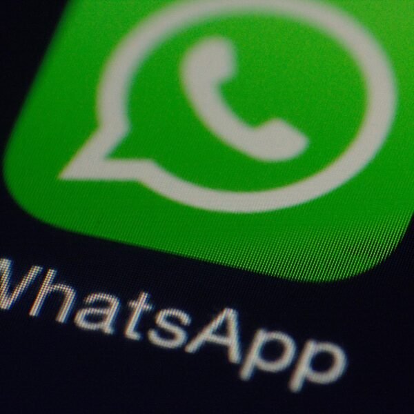 WhatsApp Could Soon Begin Testing Redesigned Liquid Glass&hellip;