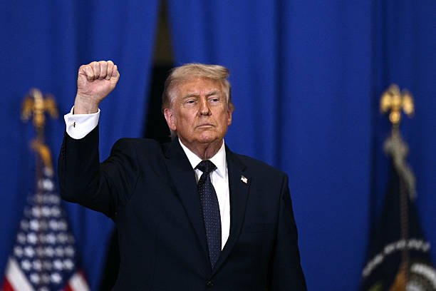 Trump Losing Iran War? Experts Say Short-Term Romp Turning Into Failure