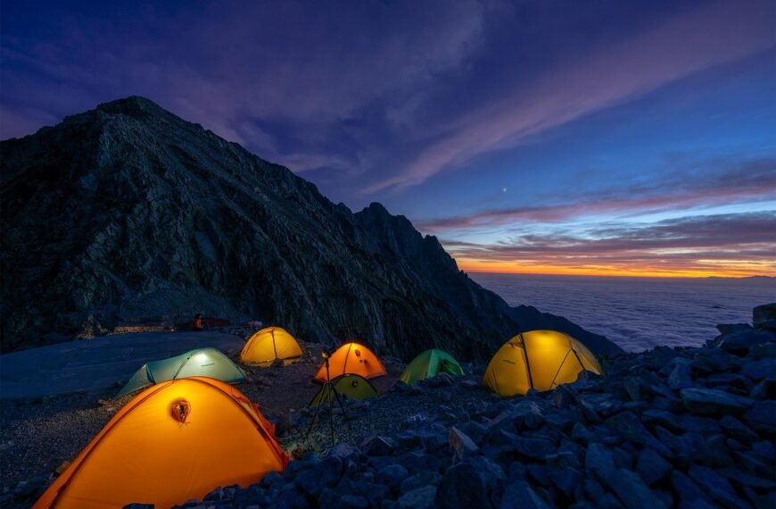 Want a Better Night’s Sleep? Go Camping